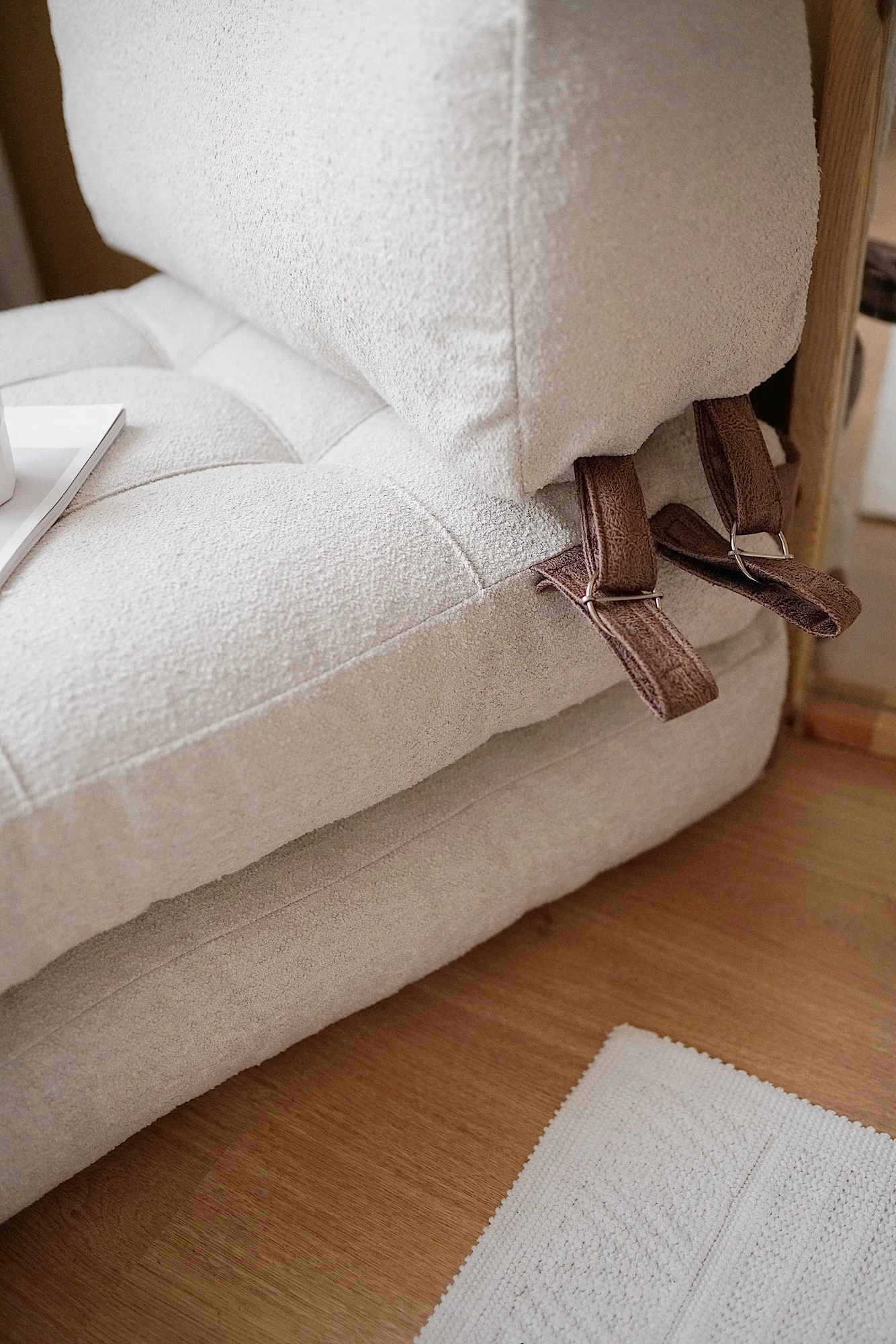Krevati-kolltuk një vendësh, Atelier del Sofa, Teddy Fold, krem