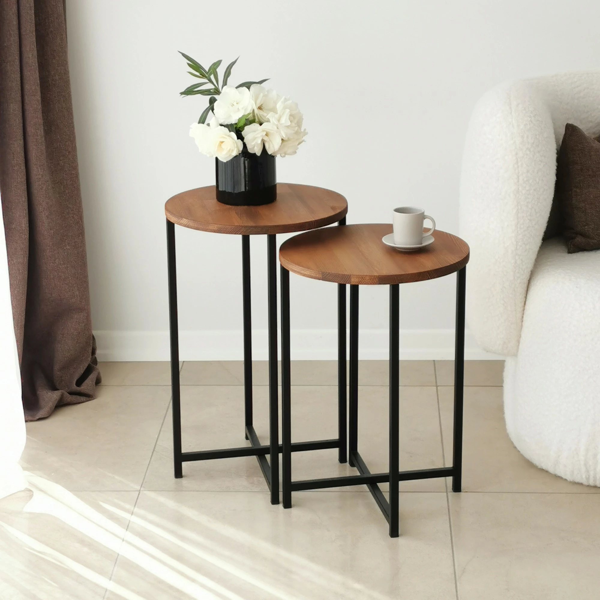 Set tavolinash kafeje Hanah Home, Neta, ngjyrë lisi