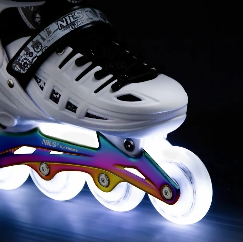 Rollera Nils Extreme NH10905 4in1 LED, të bardha, madhësia M (35-38)