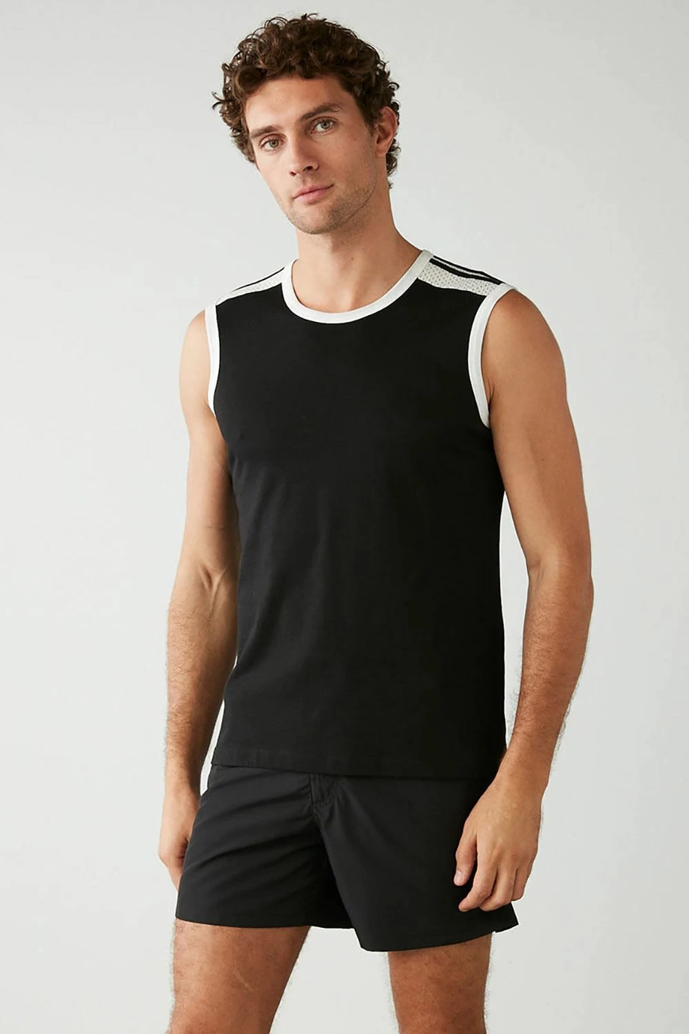 Fanellë e zezë për meshkuj, Jumeon, Best