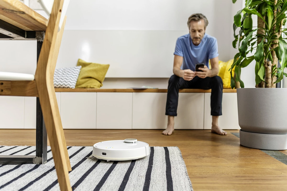 RCV 3 - Fshese/larese robotike