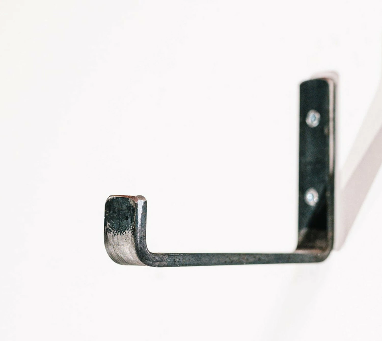 Varëse muri Baroque Pipe, e zezë, Hanah Home, Lam015