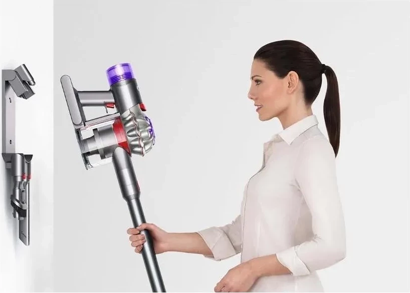 Fshesë me bateri Dyson V8 Total Clean, e zezë