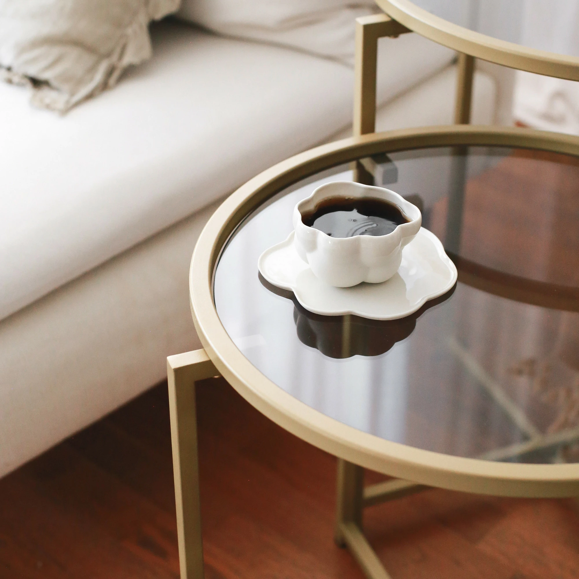 Set tavolinash kafeje Skye Decor, S406, ngjyrë ari dhe fume