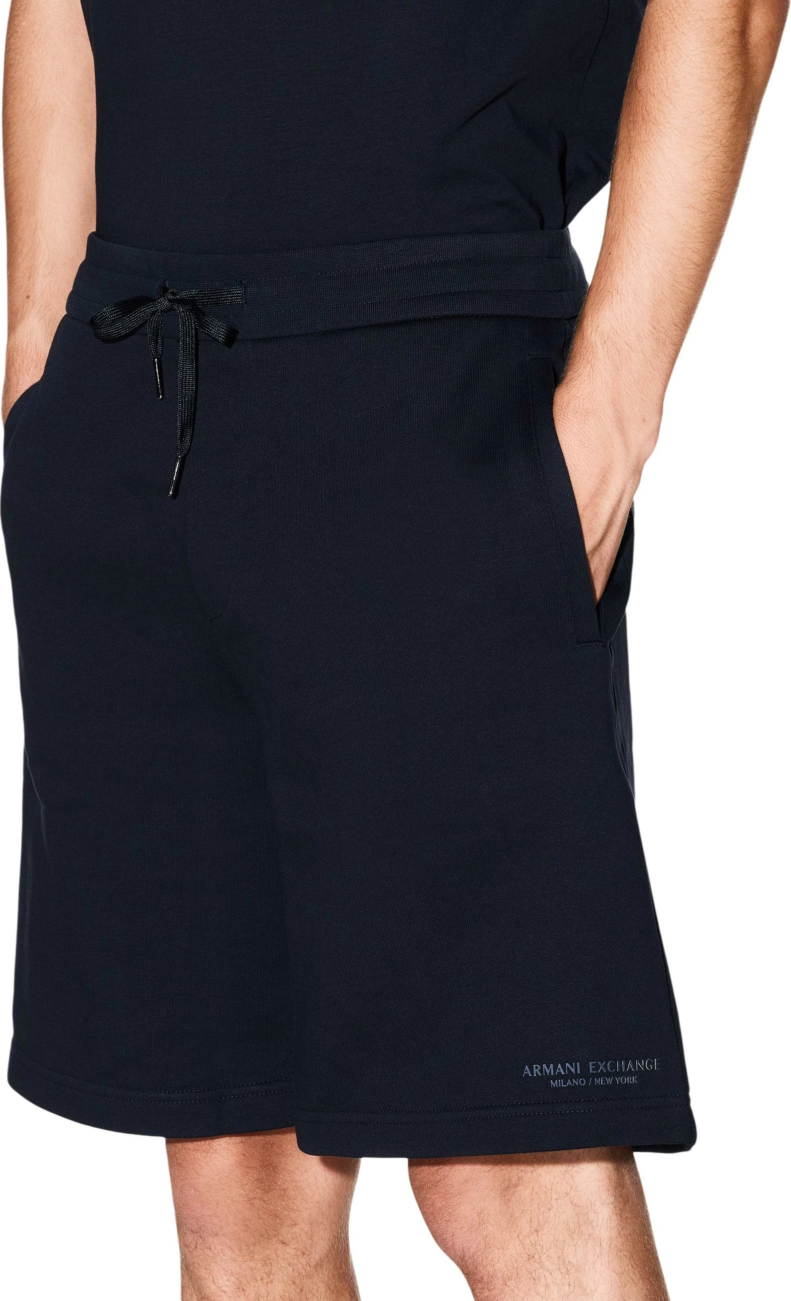 Shorce për meshkuj Armani Exchange XM001300 AF20934, blu e errët [Madhësia: XS]