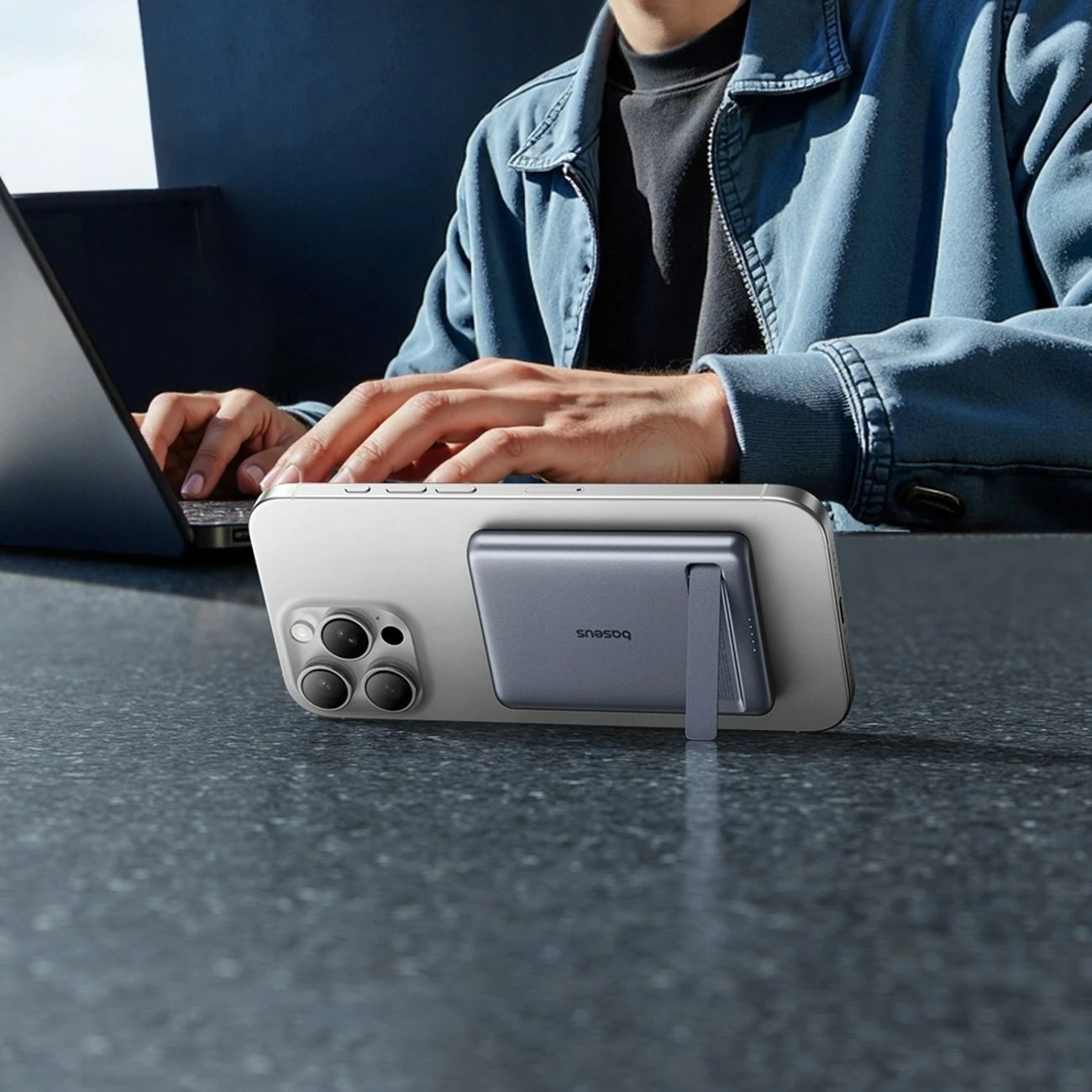 Powerbank Baseus PicoGo AM31 5000mAh 20W Qi2 magnetik, hiri