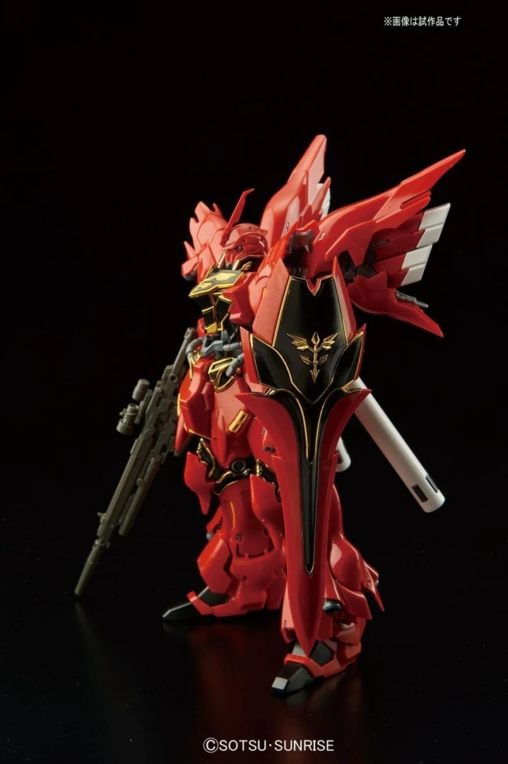 Model Sinanju Bandai RG 1/144, e kuqe