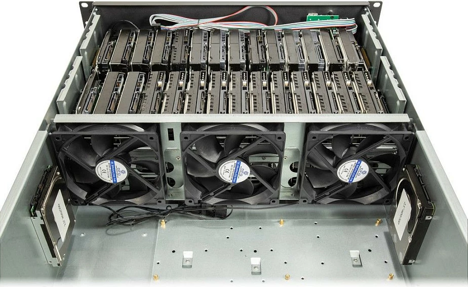 Kasë rack Inter-Tech 4F28, 4U 19", ATX/EATX/micro ATX/Mini-ITX, 28x 3.5" + 4x 2.5", Black/Silver