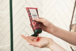 Scrab Dushi me Luleshtrydhe 200 ML