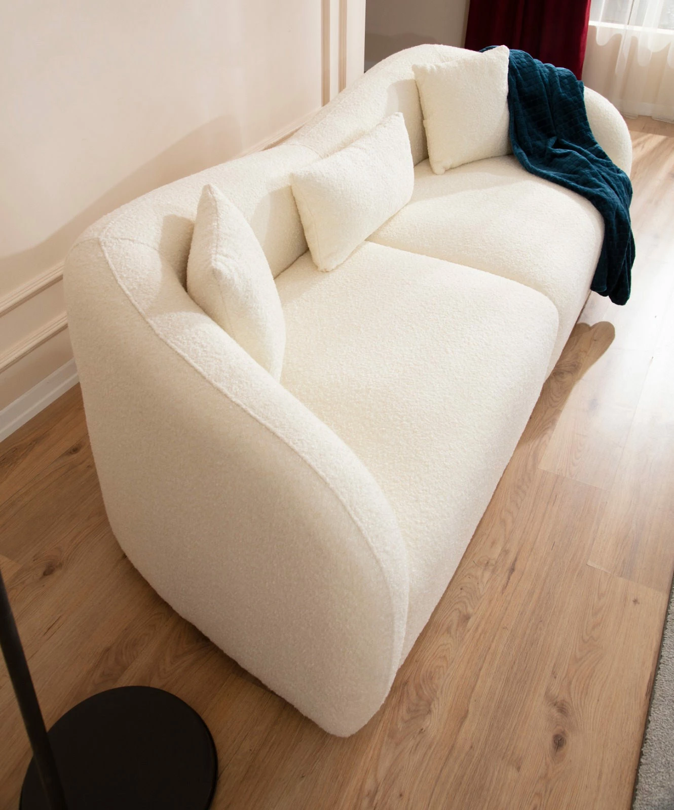 Divan treshe Atelier del Sofa, Venedik, krem