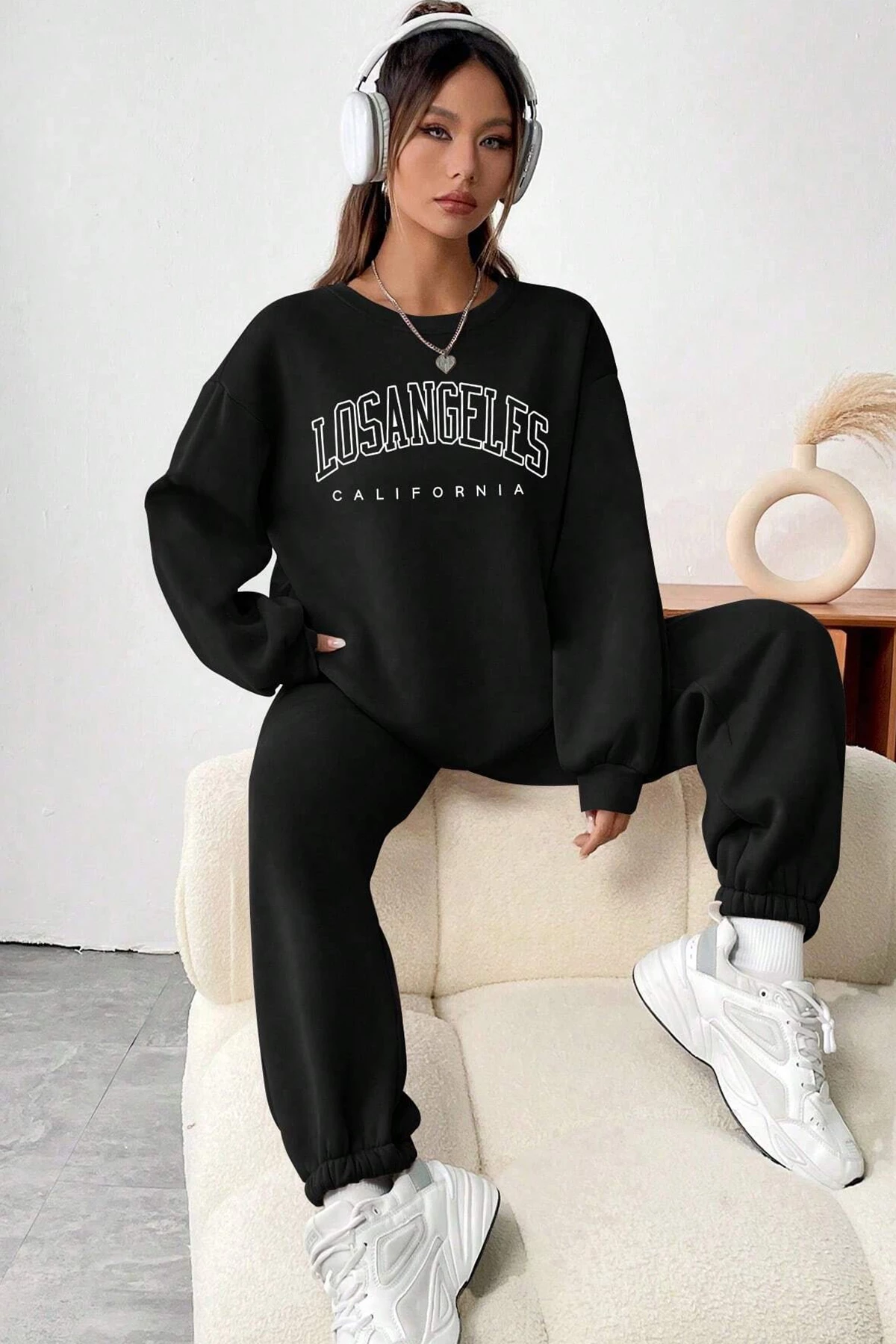 Trenerka unisex ONLYTRENDWEAR, e zezë