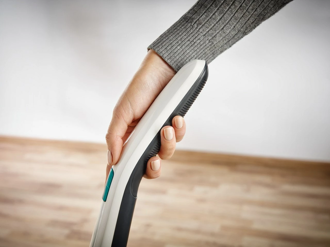 Fshesë elektrike pa kabllo Leifheit PowerVac 2in1, 20V, pa qese, bardhë/kaltër