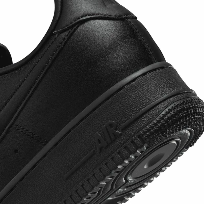 Atlete për meshkuj Nike Air Force 1 '07 Fresh M, të zeza [Madhësia: 36.5]