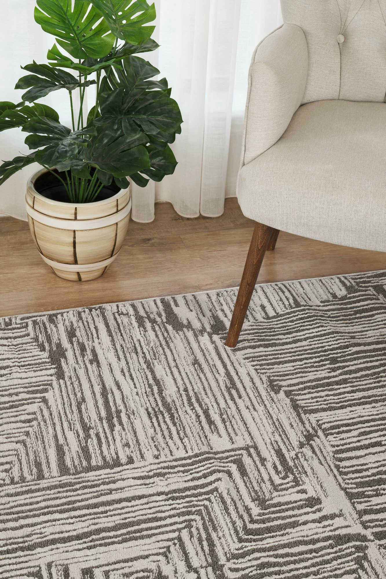 Qilim (160 x 230) Conceptum Hypnose, Marla 2004, ngjyrë gri