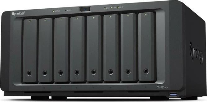 NAS server Synology DS1823xs+, 8x HDD, AMD Ryzen V1780B, 8GB RAM DDR4 ECC, Desktop, i zi