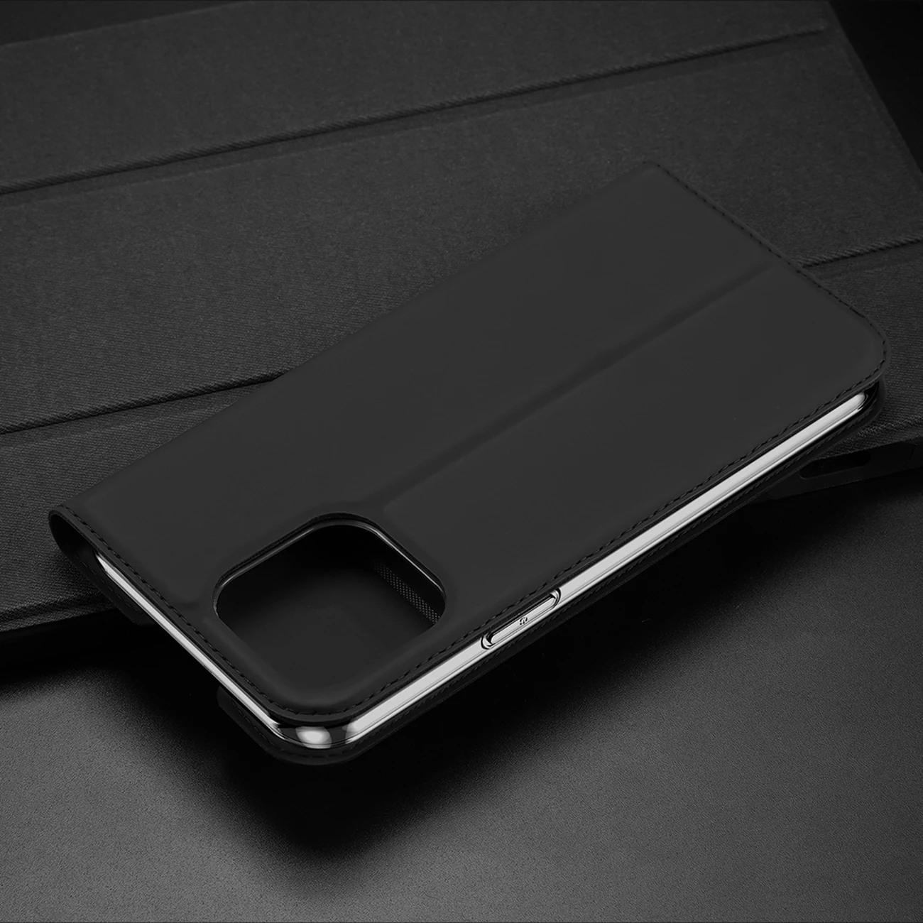 Mbështjellës Dux Ducis Skin Pro për iPhone 14 Pro Max, me kapak, xhep për kartela, ari