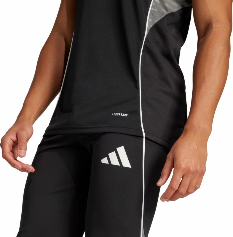 Maicë për meshkuj adidas, e zezë