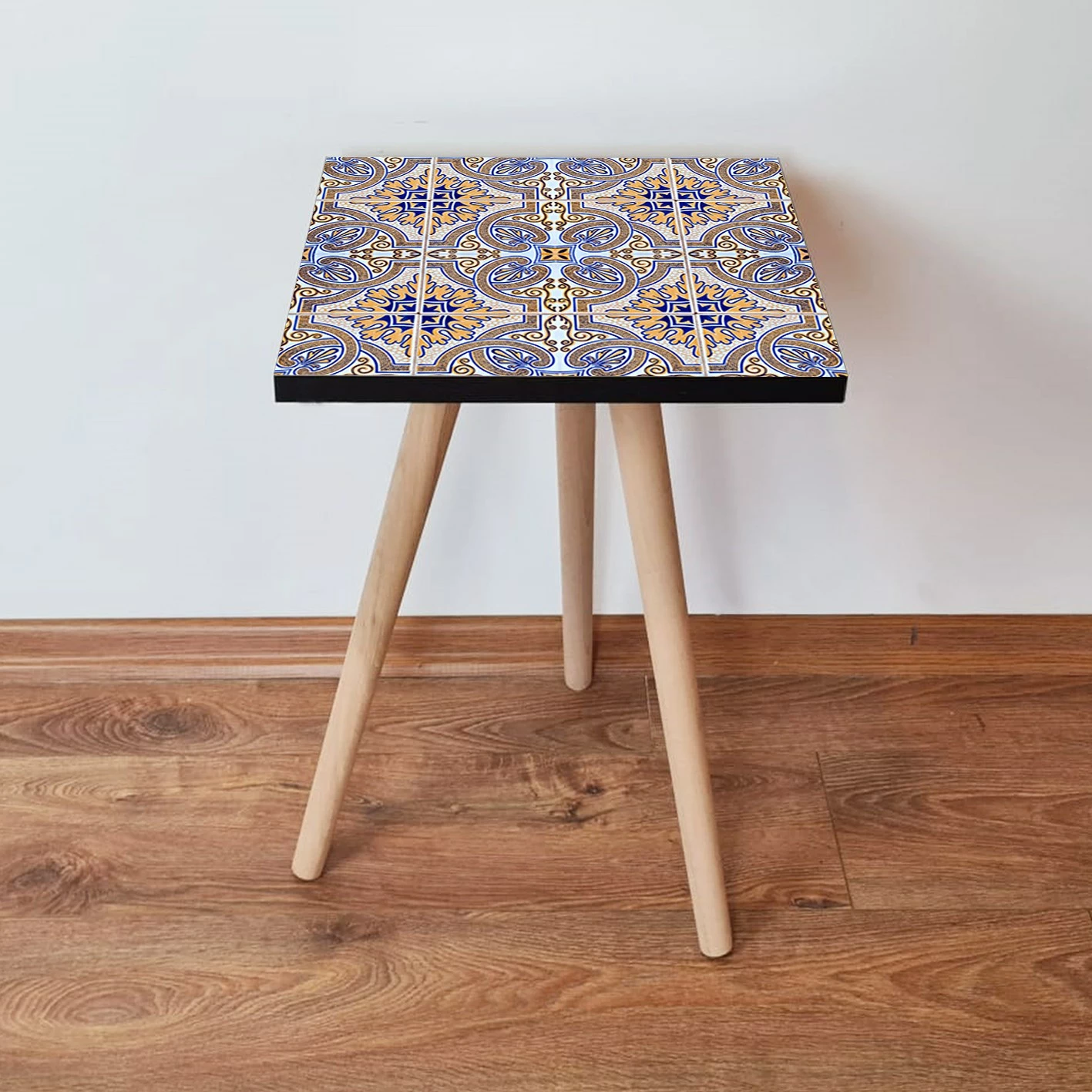 Tavolinë anësore Skye Decor, Shp34, shumëngjyrëshe
