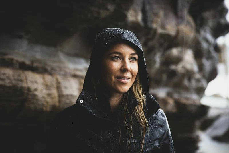 Jakne për femra Helly Hansen Aden, të zeza