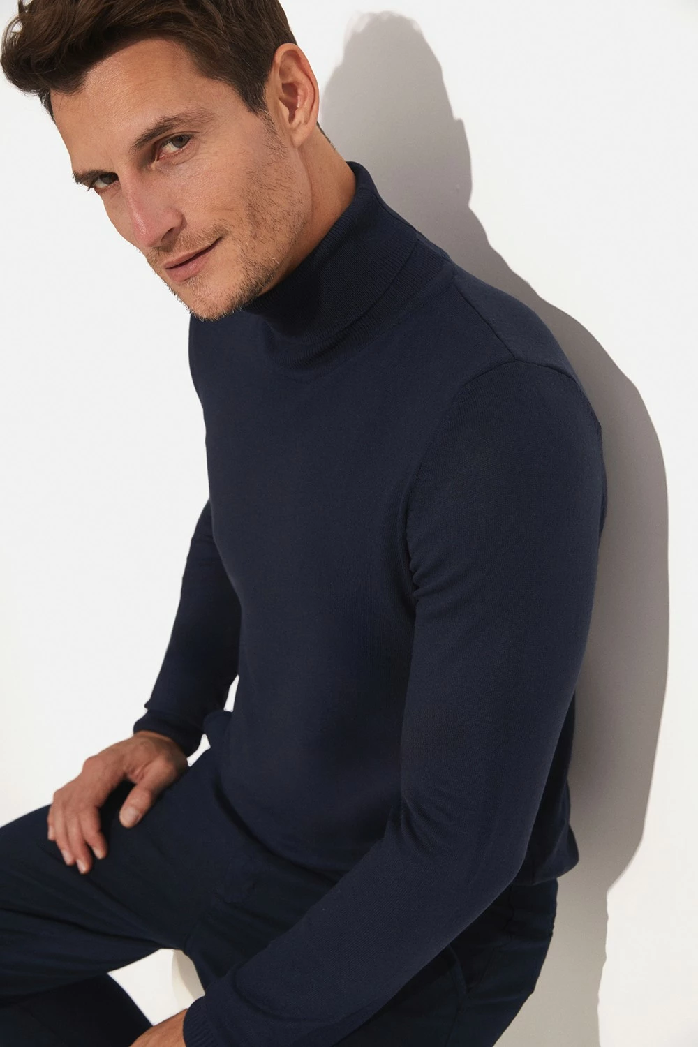 Rollkë për meshkuj June