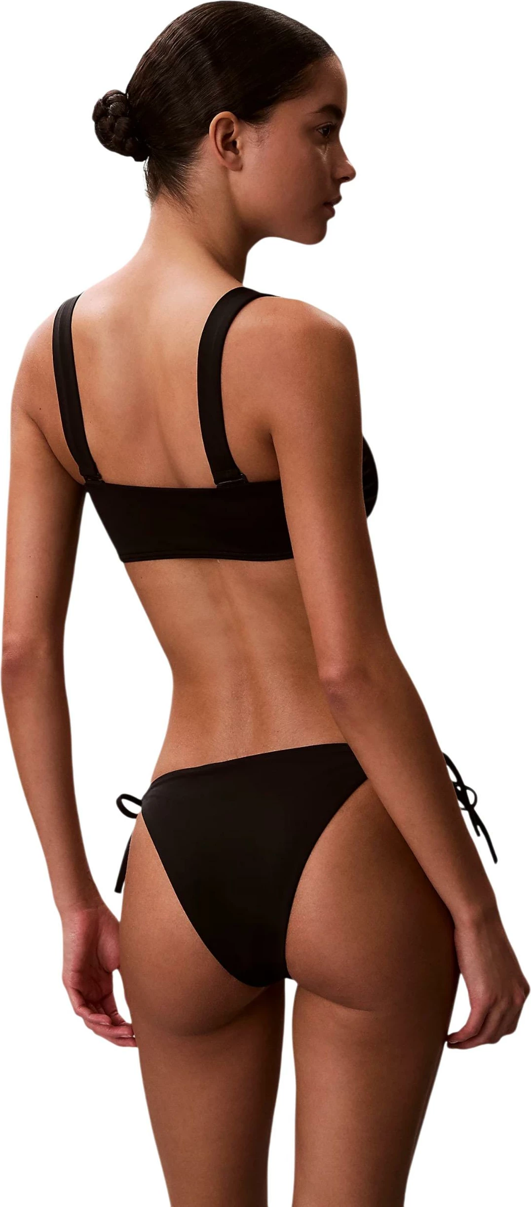 Të poshtme bikine për femra Calvin Klein Jeans LV00Q61220, të zeza [Madhësia: L]
