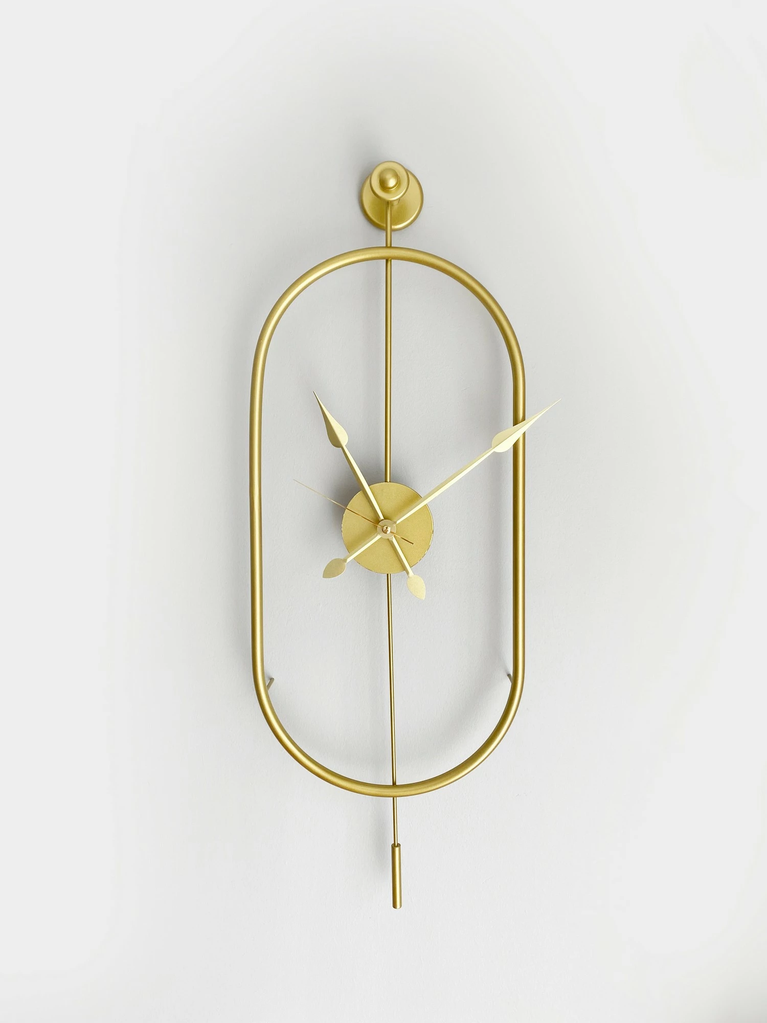 Orë muri dekorative metalike Wallity, Mclock-00105, ngjyrë ari