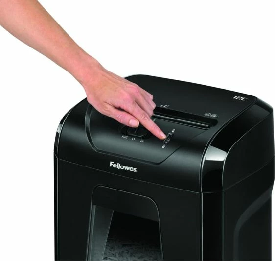 Grirëse dokumentesh Fellowes Powershred 12C, 12 fletë, Cross-Cut 4x40 mm P-4, kosh 19 L, e zezë