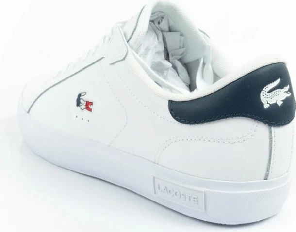 Atlete për meshkuj Lacoste, të bardha