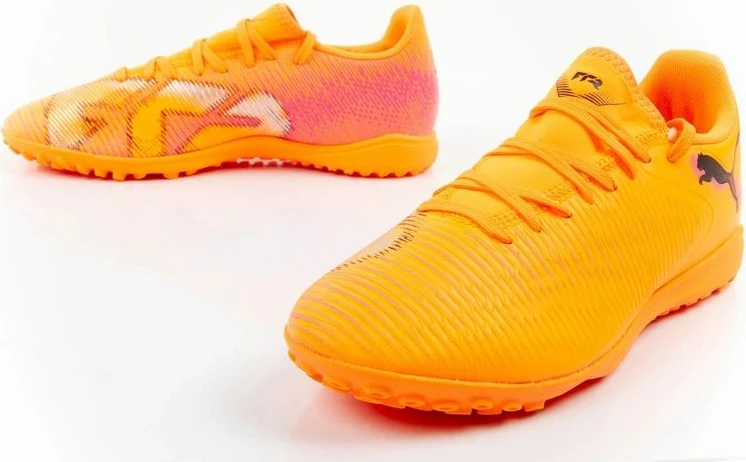 Atlete futbolli për meshkuj Puma Future 8 Play TT, portokalli [Madhësia: 39]