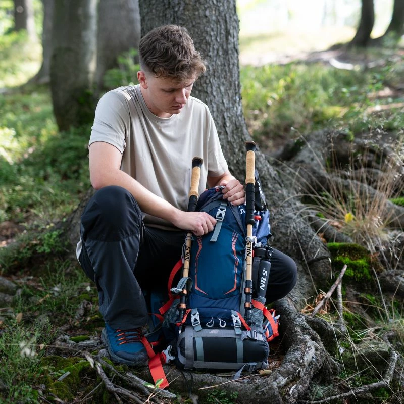 Çantë shpine turistike Nils Extreme NC1993 Northlake, navy blue 30+10L