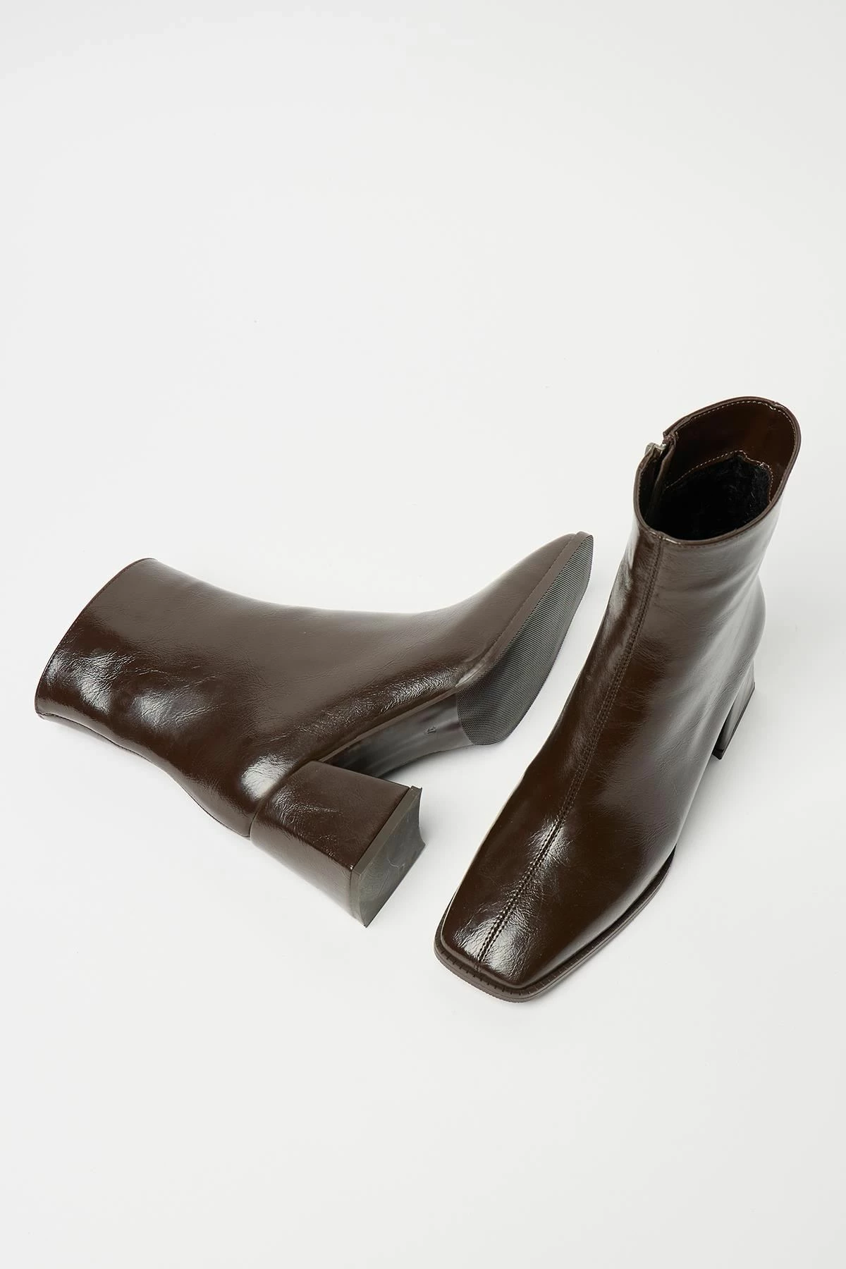 Çizme për femra, ngjyrë kafe, Jumeon, MK1345025KR20-004