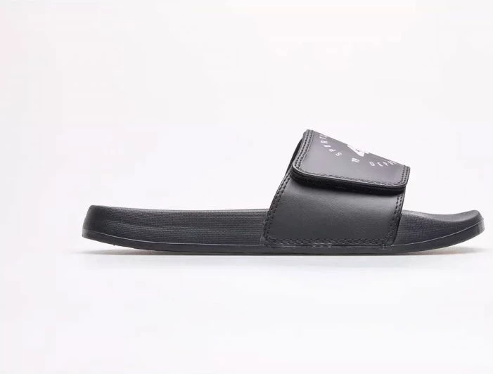 Shapka për vajza 4F, të zeza