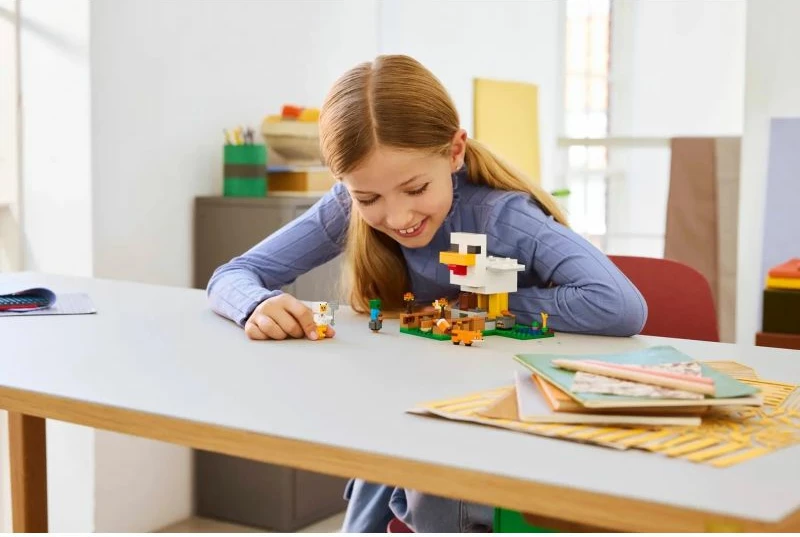 Lego Minecraft set për fëmijë