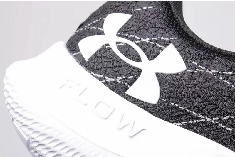 Atlete për meshkuj Under Armour, të zezë