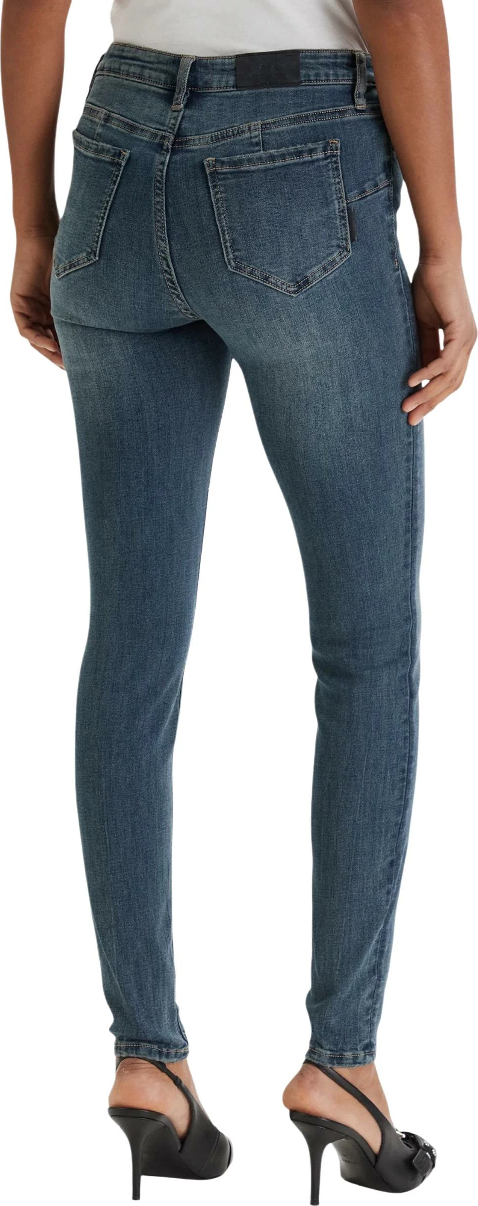 Xhinse skinny për femra Armani Exchange XW000129 AF10863, denim e errët [Madhësia: W30 L30]