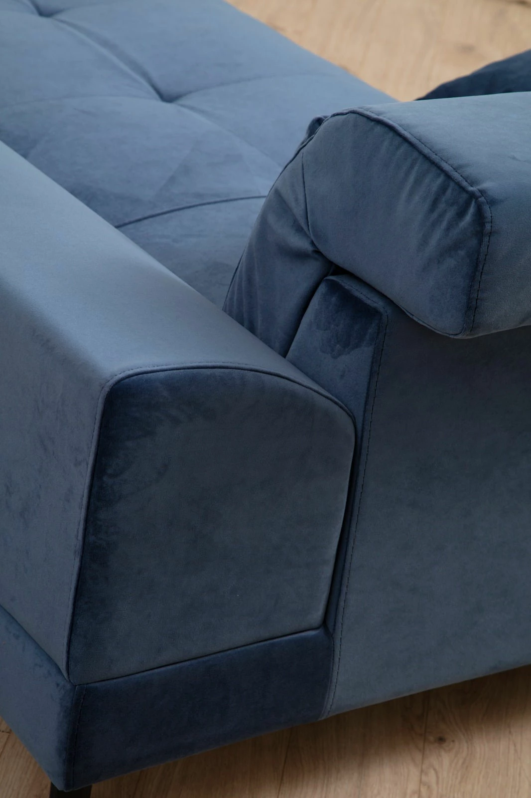 Divan dy ulëshe Atelier del Sofa, Frido, ngjyrë blu e errët