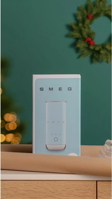 Shkumëzues qumështi SMEG MFF02CREU, krem