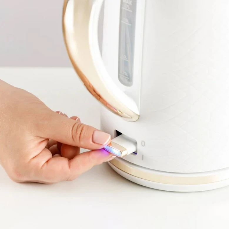 Ibrik elektrik Taurus Fusion Wave 1.7L, i bardhë