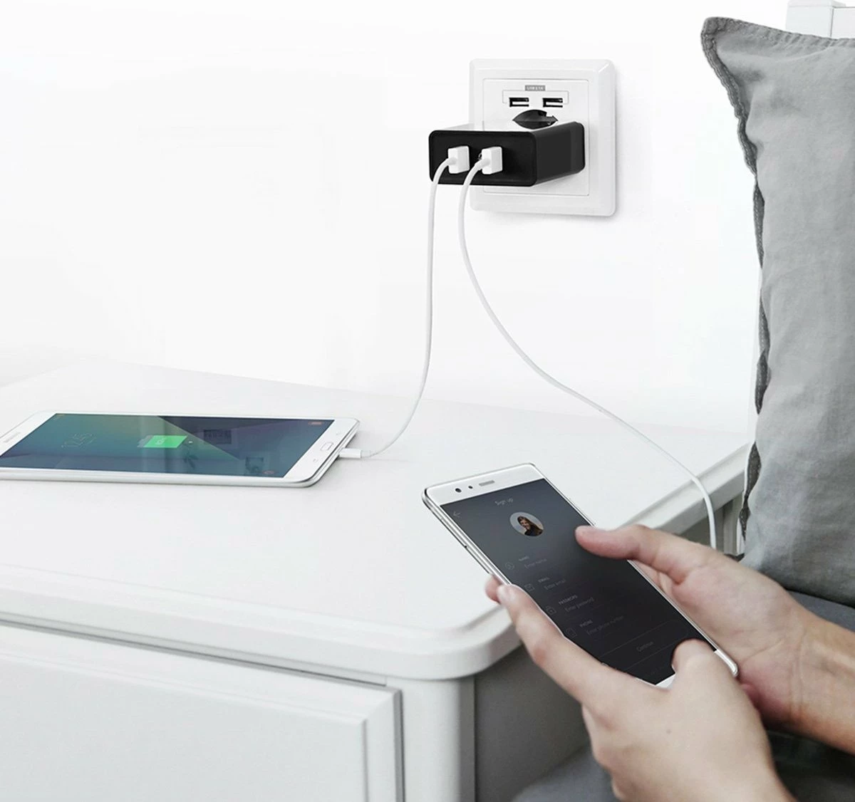 Adapter karikues Ugreen CD161 36W 2x USB-A QC 3.0, zi