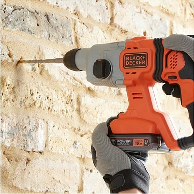 Çekiç elektrik Black & Decker BCD900E2K-QW, 18V, 2.5Ah, SDS Plus, me valixhe, portokalli/zezë