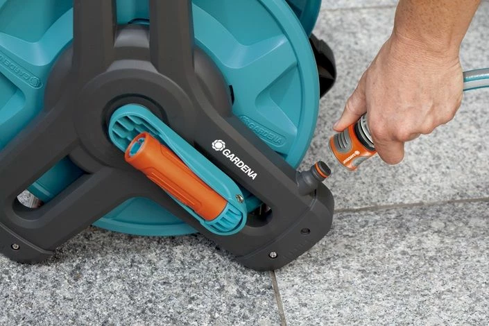 Rrotullues zorre kopshti Gardena Classic 8010 me zorrë 10 m, 13 mm (1/2\"), set me lidhësa, turkeze/gri/portokalli