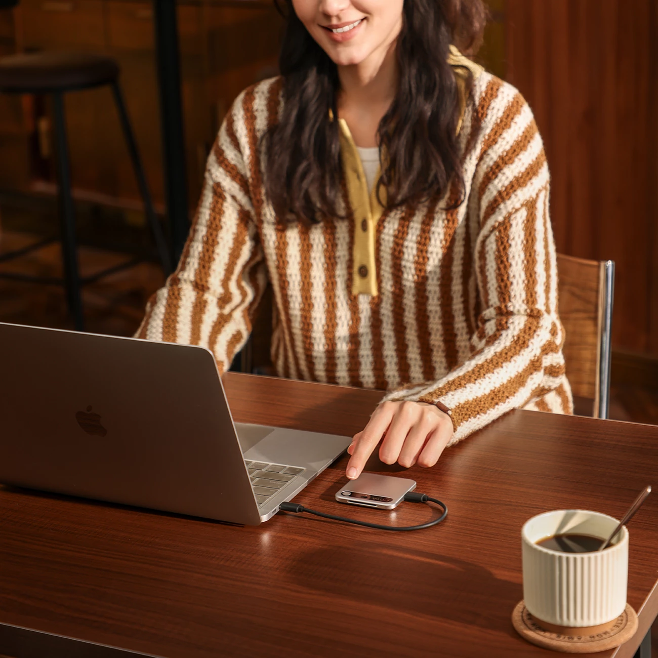 Regjistrues zëri BOYA Notra AI 64GB, USB-C/Bluetooth/Wi‑Fi, 24h, argjendtë