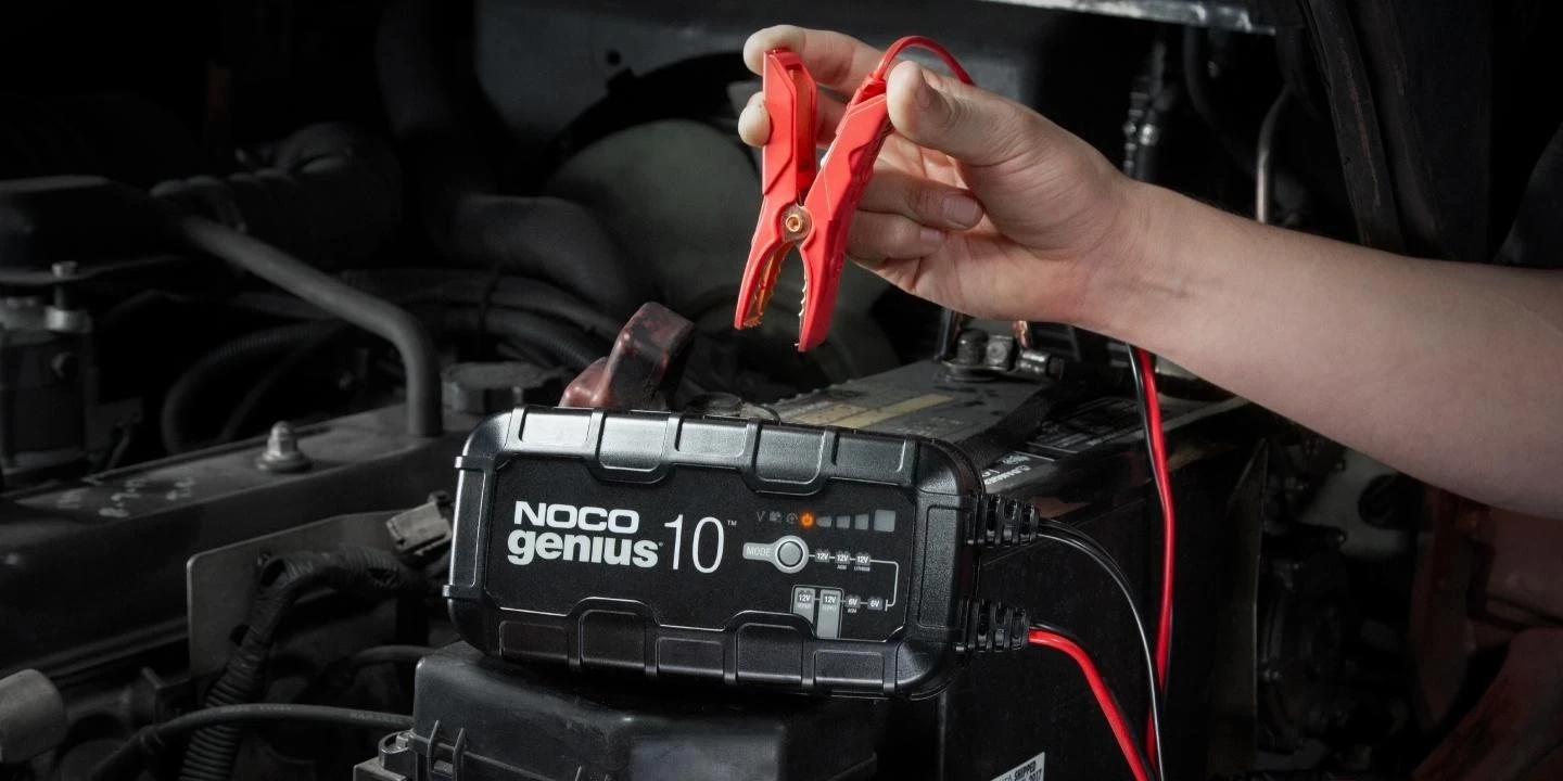 Karikues baterie NOCO GENIUS10 EU, 10A për bateri 6V/12V me funksion mirëmbajtjeje dhe desulfurimi