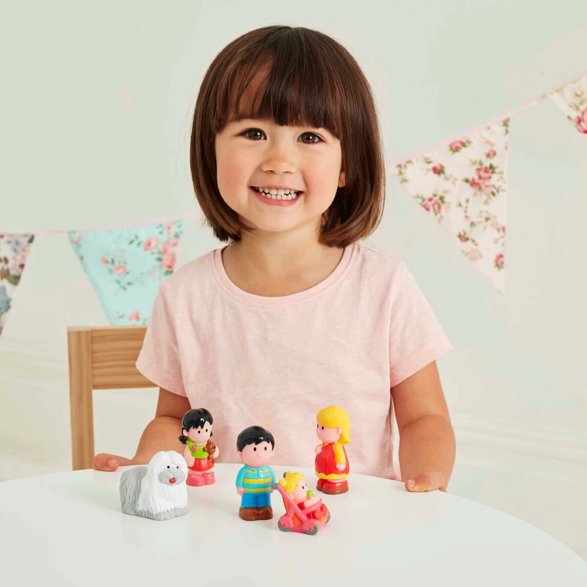 Happyland – Set me Figura