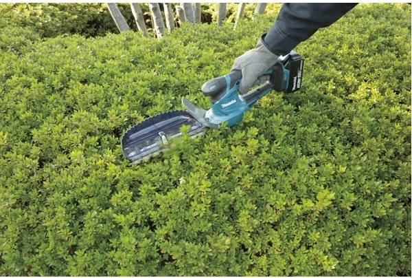 Kositëse bari Makita DUM604ZX 16 cm 18 V Lithium-Ion, e zezë, e kaltër