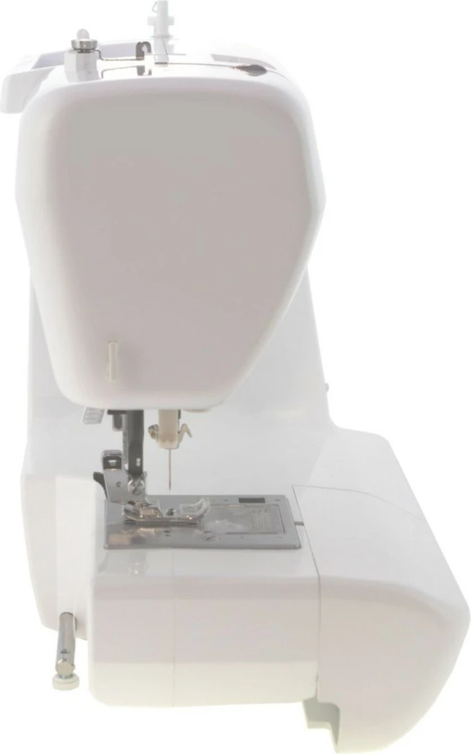 Makinë qepëse, Łucznik Malwina 2070, 63 qepje, 36 shkronja/numra, rregullim gjatësie/gjerësie, ekran elektronik, krah i lirë, e bardhë, me aksesorë