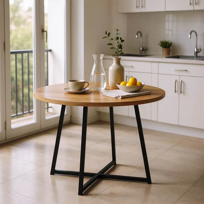 Tavolinë ngrënieje Sarah I, ngjyrë lisi, këmbë metalike të zeza, D100x76cm