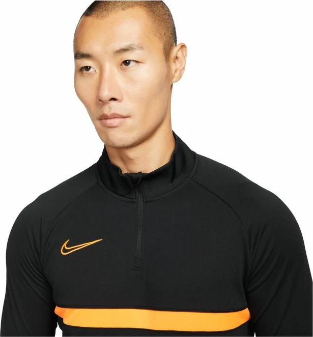 Duks për meshkuj Nike, i zi