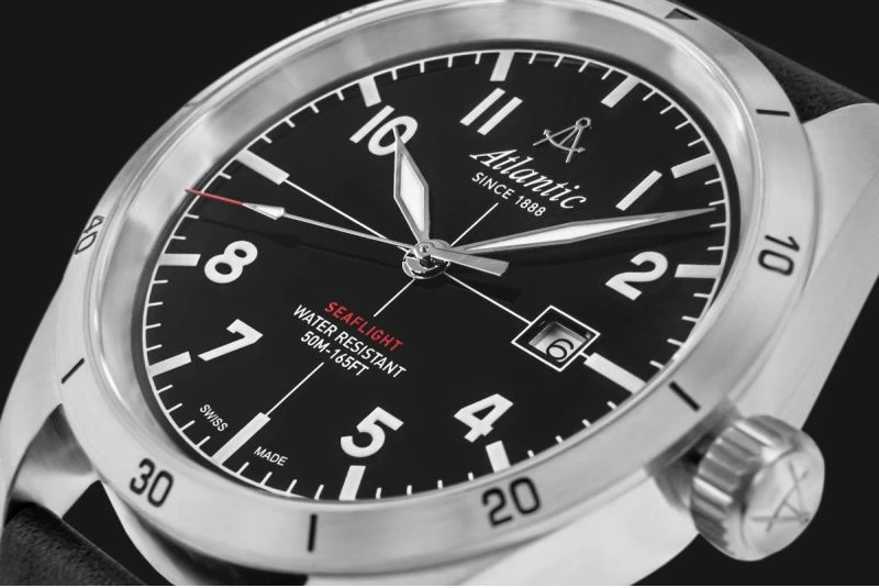 Orë dore për meshkuj Atlantic, e zezë