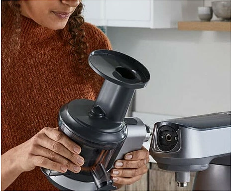 Shtrydhëse frutash slow juicer Kenwood KAX720PL, e zezë/argjendtë